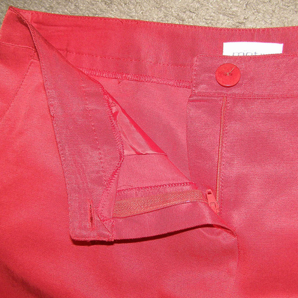 NEW Bright Red MOTIVI Dressy Shorts size 6 Cuffed - Picture 2 of 7